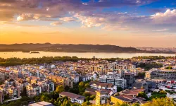 Konutta denge değişti! Yatırımcı düştü, oturum arttı