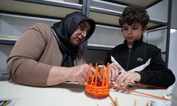 Rattan sepet atölyesiyle anneler ve çocuklar birlikte üretti