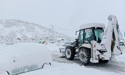 Kahramanmaraş’ta kar alarmı: Büyükşehir ekipleri sahada
