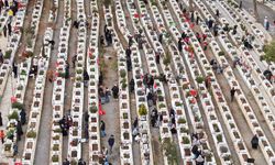 Asrın felaketinin üçüncü yılında: Deprem şehitliğinde vefa nöbeti