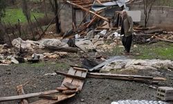 Andırın’da hortum hayatı felç etti, çatılar uçtu