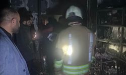 Kahramanmaraş’ta İşyeri Yangınında 4 Kişi Dumandan Etkilendi