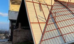 Kahramanmaraş’ta rüzgâr çatıyı uçurdu