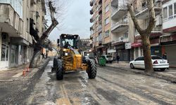 Kahramanmaraş’ta yağmur sonrası yollar hızlıca onarılıyor