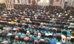 Kahramanmaraş’ta binlerce kişi Kadir Gecesi’nde camide buluştu