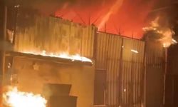 Kahramanmaraş Dulkadiroğlu’nda depo yangını: alevler kısa sürede kontrol altına alındı