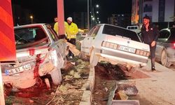 Elbistan'da feci kaza! Bulvarda 2 otomobil çarpıştı