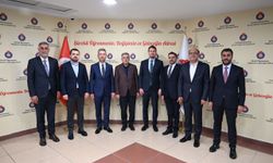 Nevzat Pakdil ve İl Protokolü KSÜ Rektörü Prof. Dr. İbrahim Taner Okumuş’u Ziyaret Etti