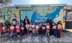 Kahramanmaraş’ta mobil kütüphane seferberliği! Yüzlerce çocuğa ulaşıldı