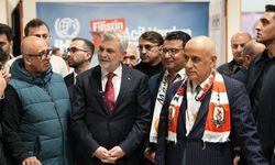 Başkan Fırat Görgel ve beraberindeki heyet tanıtım günlerine çıkarma yaptı