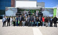 Rektör Okumuş, Yeşil Kampüs Festivalinde Stantları İnceledi