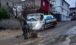 Büyükşehir’den yağış sonrası arterlere anında müdahale