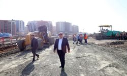 Doğukent’in yeni yüzü şekilleniyor! Başkan Mehmet Akpınar dev projeleri denetledi