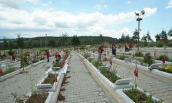 Büyükşehir, Kapıçam Mezarlığı’nı Bayrama Hazırlıyor