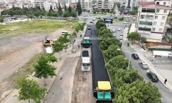 Büyükşehir, Ahır Dağı Caddesi’nde asfalt serimine başladı