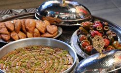 Kahramanmaraş, Türk Mutfağı Haftası’nda 600 tarifle gastronomi kitabı tanıttı!