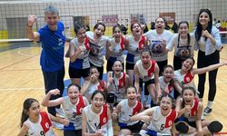 Kahramanmaraş'ın genç voleybolcuları, Türkiye Şampiyonası yolunda başarıya imza attı