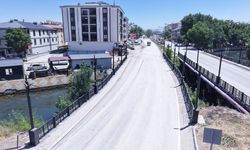 Elbistan'daki köprüler Büyükşehir'in yatırımlarıyla yenileniyor, güvenli ulaşım artıyor!