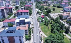 Elbistan'da asfalt seferberliği: Yeni yollar, modern görünüm!