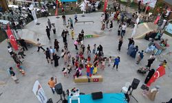 Kahramanmaraş'ta Koruyucu Aile Günü'nde 400 çocuk ve 233 aile bir araya geldi