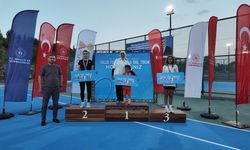 Kahramanmaraş'ta 8 farklı kategoride 180 sporcu korta çıktı
