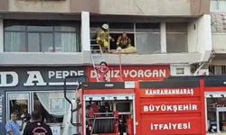 Kahramanmaraş'ta tarihi kalenin karşısındaki iş yerinde yangın çıktı