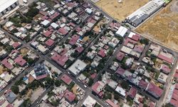 Kahramanmaraş’ta 4 ilçe 16 noktada asfalt mesaisi