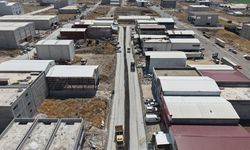 Kahramanmaraş'ta Sanayi Sitesi Yolları Yenileniyor, Ulaşım Konforu Artıyor
