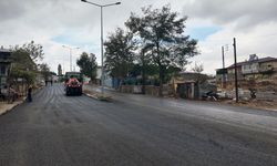 Büyükşehir’den Ekinözü’nde Altyapının Ardından Asfalt Mesaisi