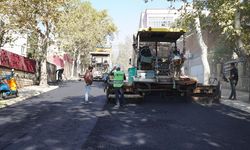 Büyükşehir, Gazi Mustafa Kuşçu Caddesi’ni Asfaltlıyor