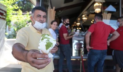 Yurdun dört bir yanından dondurma için Kahramanmaraş’a geliyorlar