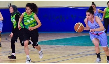 Osmaniye’de Okul Sporları Gençler Basketbol Grup Müsabakaları!