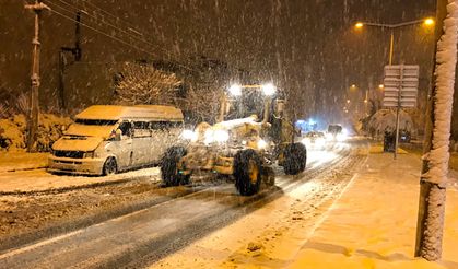 Kahramanmaraş'ta yol açma çalışmaları devam ediyor!