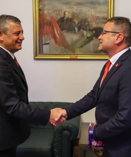 CHP Genel Başkanı Özgür Özel'e Kumluca raporu... Afetlerin vurduğu üretime acil destek çağrısı