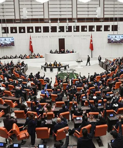 TBMM'den Sumud Filosu saldırısına oy birliğiyle kınama! Korsanlık ve savaş suçudur