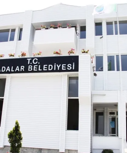 Adalar Belediyesi'ne operasyon! Rüşvet ve imardan Başkan ve 41 kişi gözaltında