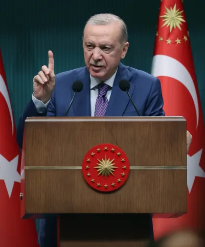 Erdoğan: Diplomaside güçlü, savunma sanayide destan yazan Türkiye var