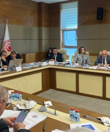 TBMM Komisyonu çocukların dijital riskleri ve eğitim politikalarını masaya yatırdı