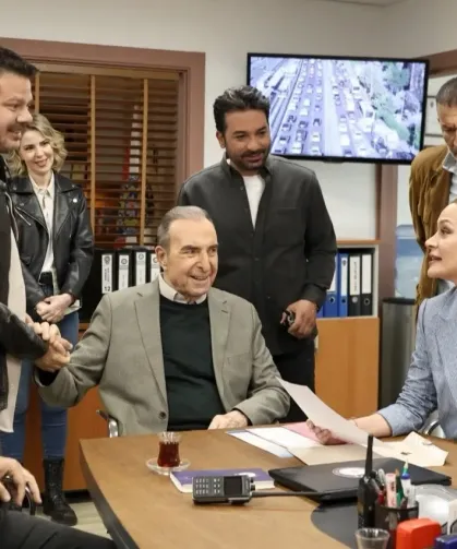 20 yıllık dizi Arka Sokaklar veda etti