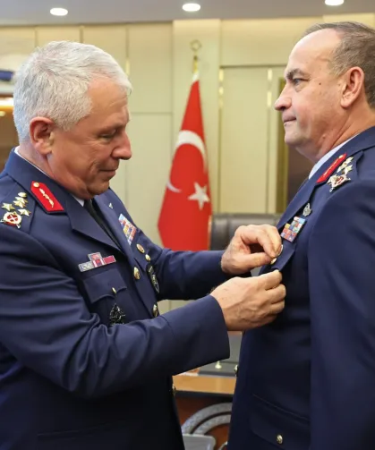 Hava Kuvvetleri Komutanlığı'nda görev değişimi