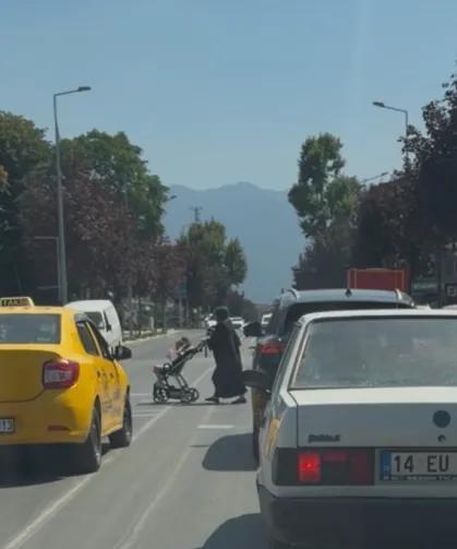 Yaya Geçidinde Tehlikeli Sollama