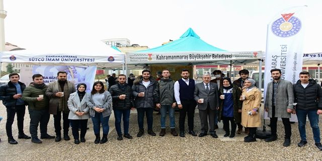 Kahramanmaraş Büyükşehir Belediyesinden KSÜ öğrencilerine çorba ikramı