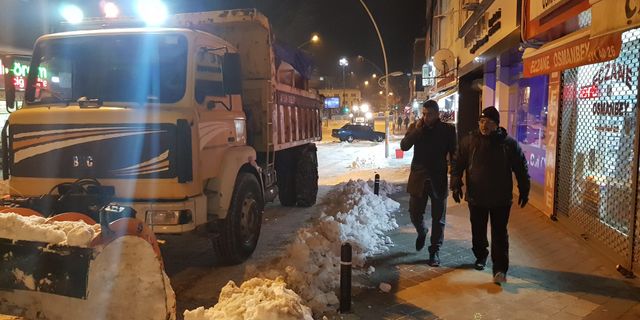 Afşin Belediyesinin karla mücadelesi!