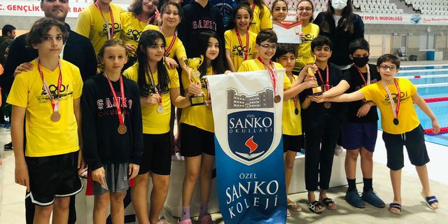 SANKO Okulları yüzmede 39 madalya ve 2 kupa kazandı