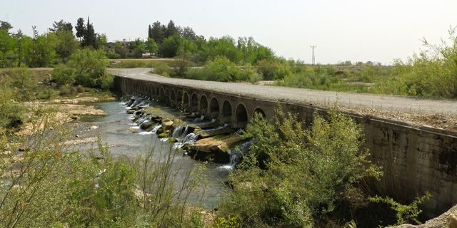 Büyükşehir’den Türkoğlu’na yeni köprü