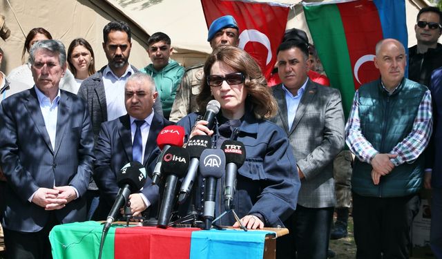 Azerbaycan heyeti Kahramanmaraş'ta depremzedelerle bir araya geldi