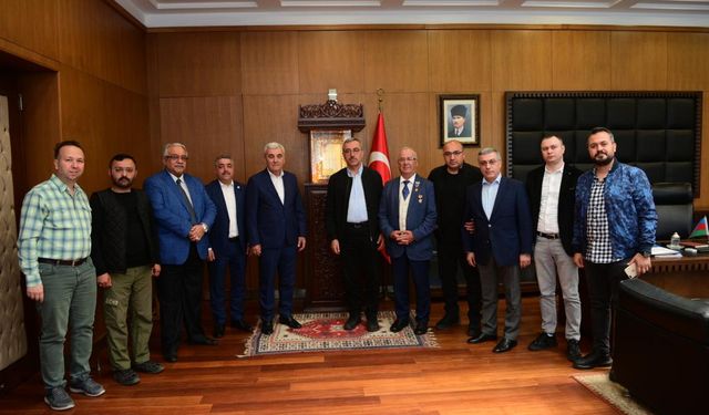 Azerbaycan Heyeti’nden Başkan Güngör’e Ziyaret