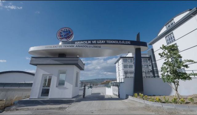 Türkiye'nin Uzay Ve Havacılık Teknolojisi Alanında İlk Meslek Lisesi Açıldı