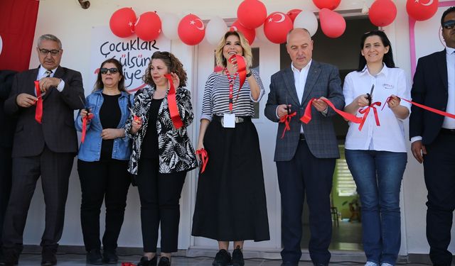 Çocuklar Gülsün Diye Derneği öncülüğünde Kahramanmaraş'ta yaptırılan anaokulu açıldı