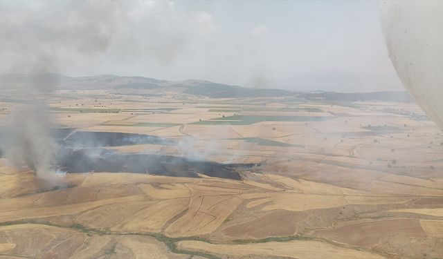 Kahramanmaraş'ta tarım arazisinde çıkan yangın söndürüldü